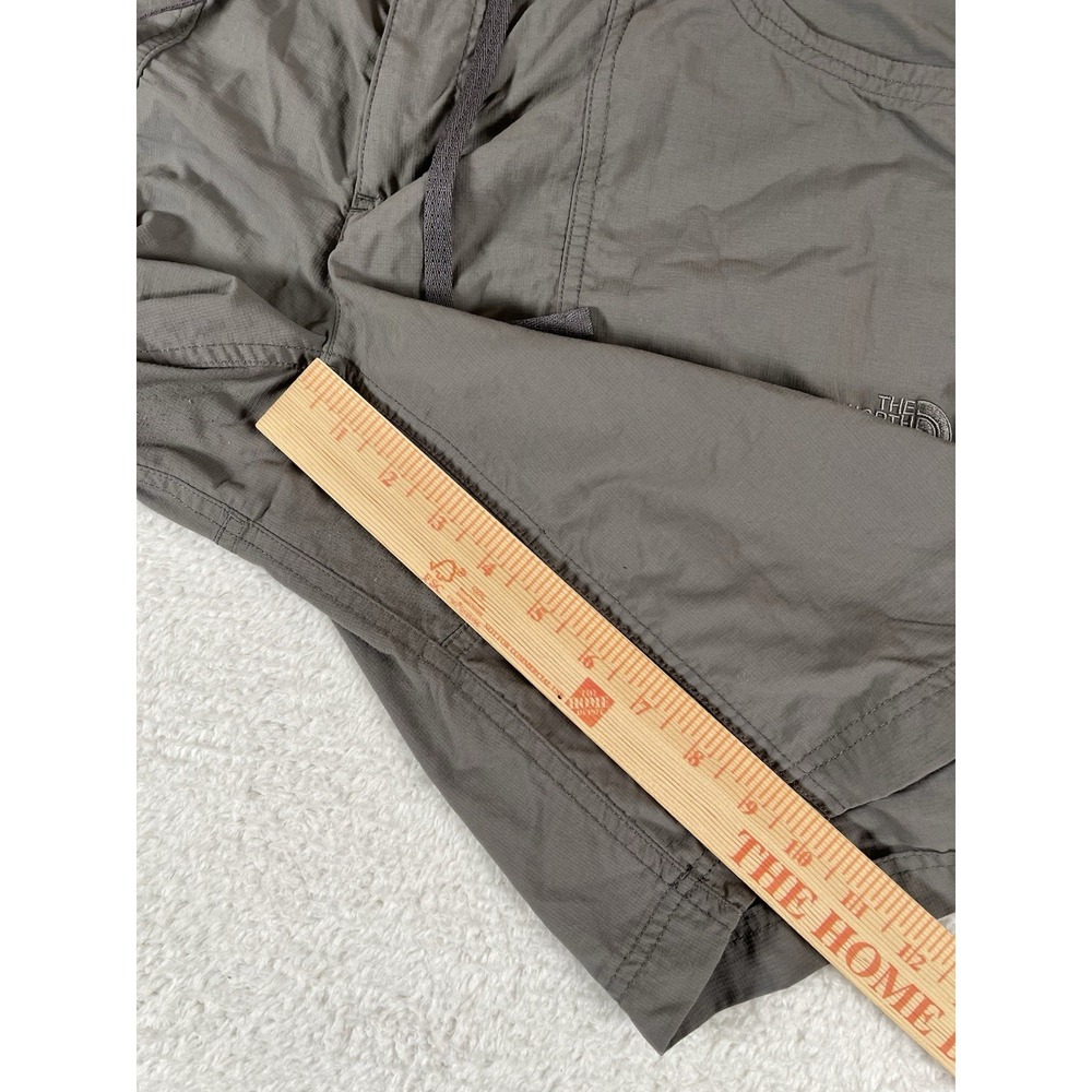 The North Face Gray Utility Pockets Hiking Camping Shorts Women's Sz 14 36x10 - Picture 10 of 10
